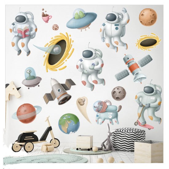 Astronot ve Gezegenler Bebek & Çocuk Odası Duvar Sticker Çıkartma Seti